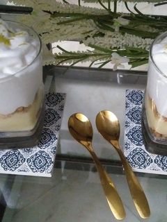 صورة لوصفة تحلية الكؤوس بكريمة الليمون