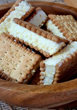 عکسی از دستور پف پفی بیسکویتی