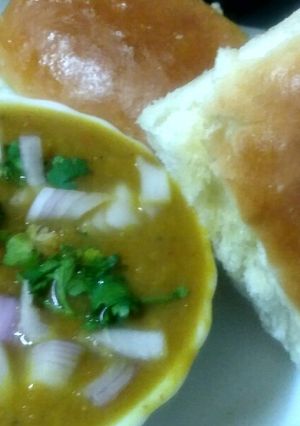 A picture of Pavbhaji.