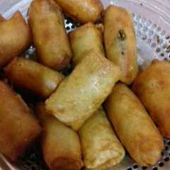 รูปของ Lumpia Isi Sosis Mayonaise