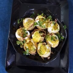 A picture of Dahi puri chaat.