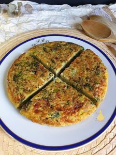 Una foto de *Tortilla Vivaldi* Quinoa y Brócoli*