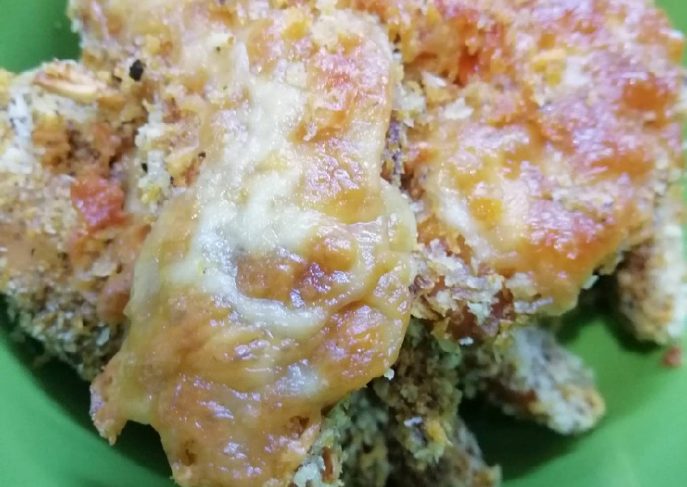 Baked Garlic Cheesy Chicken