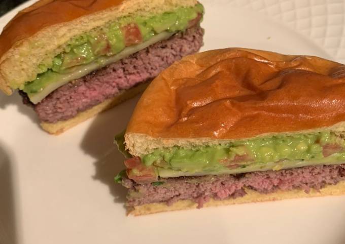 Step-by-Step Guide to Make Super Quick Homemade Guacamole cheeseburger 🍔