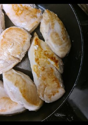 A picture of Chicken breasts.