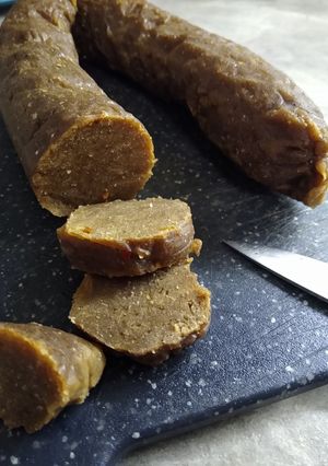 A picture of Seitan Chorizo.