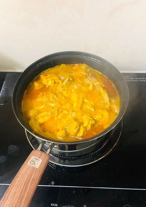 Hình của món Cà ri gà nhanh gọn lẹ.