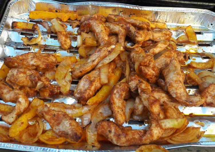 Recipe of Super Quick Homemade Fajita chicken (BBQ cooked)