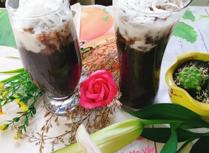 Hình của món Chè đậu đen trân châu bột báng.