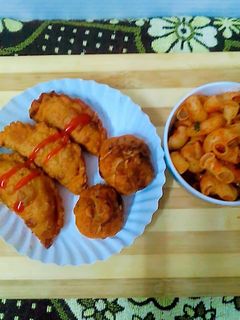 मैकरॉनी पास्ता पोटली समोसा घुघरा रेसिपी मुख्य फोटो