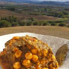 Una foto de Acelgas con garbanzos (Estilo Sierra de Cádiz)