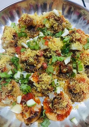 સેવ પૂરી (Sev Poori Recipe In Gujarati) રેસીપી મુખ્ય ફોટો