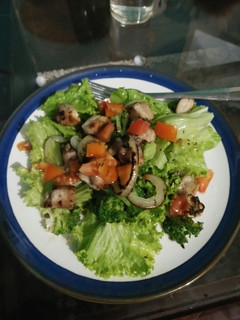 Foto resep Tuna salad with olive lemon dressing