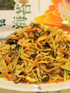 海苔堅果麻醬涼麵 的食譜成品照片