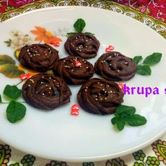 A picture of Rose cookies.