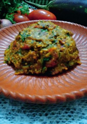 পোড়া বেগুনের ভুনা ভর্তা (pora beguner bharta recipe in Bengali) রেসিপির প্রধান ছবি