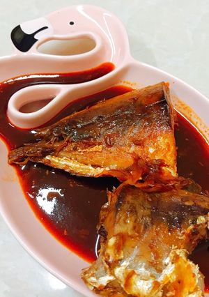 Hình của món Cá kho cà ri cay.