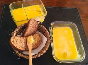 Una foto de Ghee o mantequilla clarificada