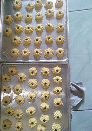 Foto resep Kue semprit 3 bahan rapuh enak banget