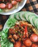 Nui sốt chua ngọt