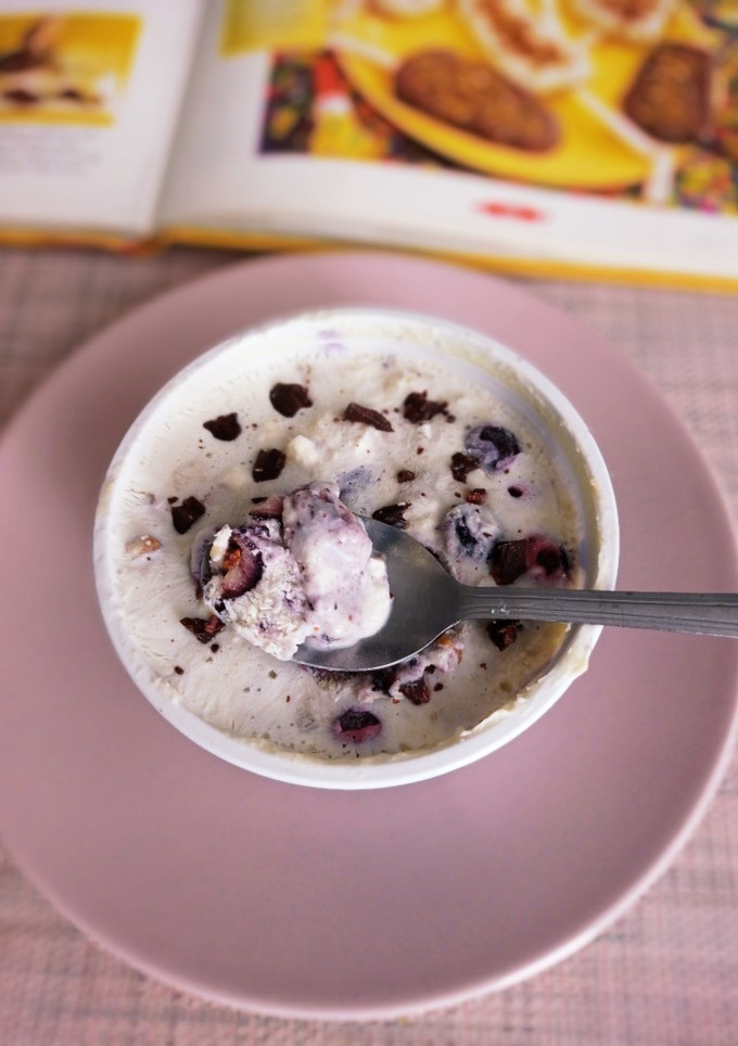 Una foto de Helado cremoso en 5 minutos 🍦