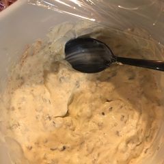 A picture of Tartare sauce.