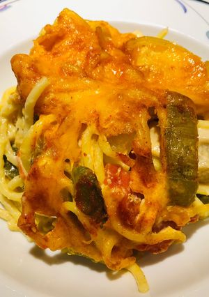 A picture of Creamy Baked Cheesy Chicken 🐔 Spaghetti 🍝.