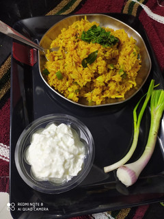 વઘારેલો ભાત (Vagharelo Bhat Recipe In Gujarati) રેસીપી મુખ્ય ફોટો