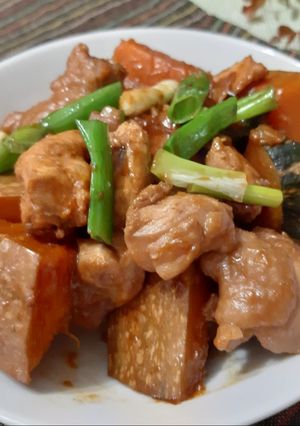 南瓜燒雞 的食譜成品照片