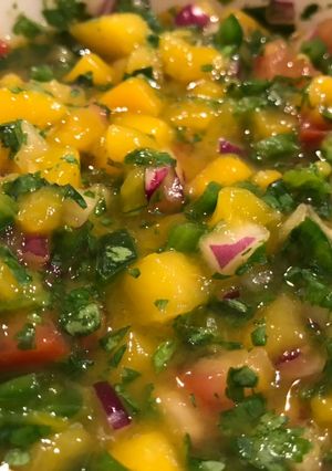 A picture of Mango pico de Gallo.