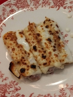 Una foto de Canelones de pollo y foie gras