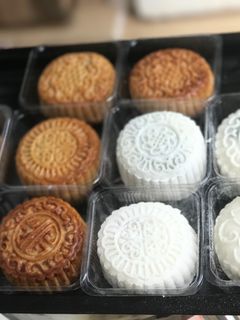 Hình của món Bánh trung thu truyền thống.
