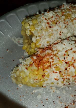 Una foto de Elotes preparados