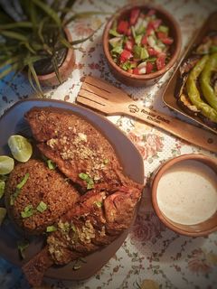 صورة لوصفة سمك بلطي مقلي سوبر مقرمش 🐟 وسلطة طحينة 🥣