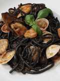 Linguine com Camarão e Amêijoa
