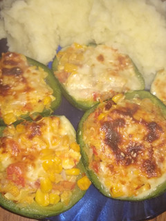 Una foto de Zapallitos rellenos vegetarianos