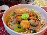 Mì xào giòn thập cẩm