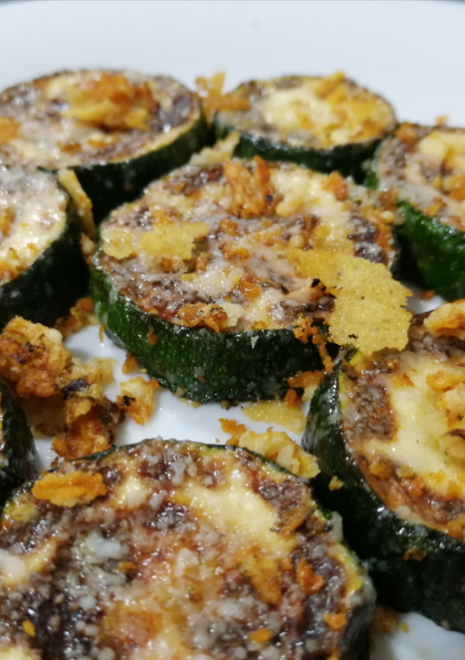 Una foto de Calabacín con parmesano