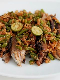 Foto resep Pindang tongkol sambal embe rawit hijau