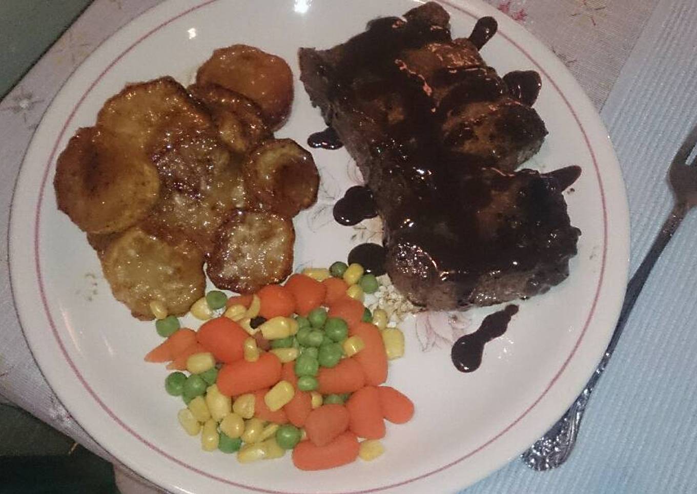 Chilli chocolate steak with caramelised sweet potato and veg