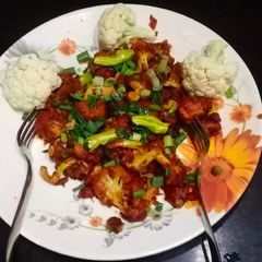A picture of Crispy cauliflower manchurian.
