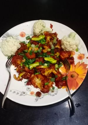 A picture of Crispy cauliflower manchurian.
