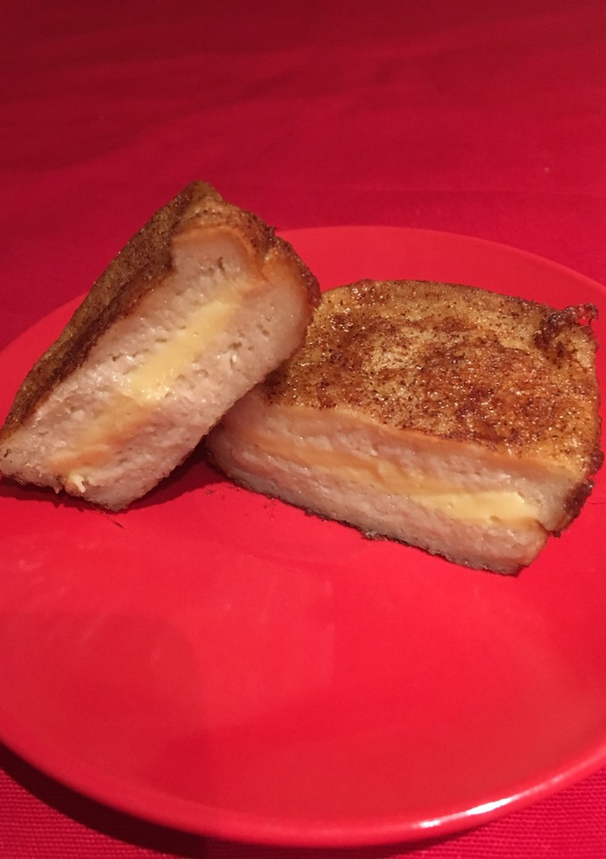 Una foto de Torrijas rellenas de flan