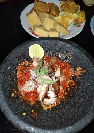 Foto resep Sambal Mangut (Ikan Asap)