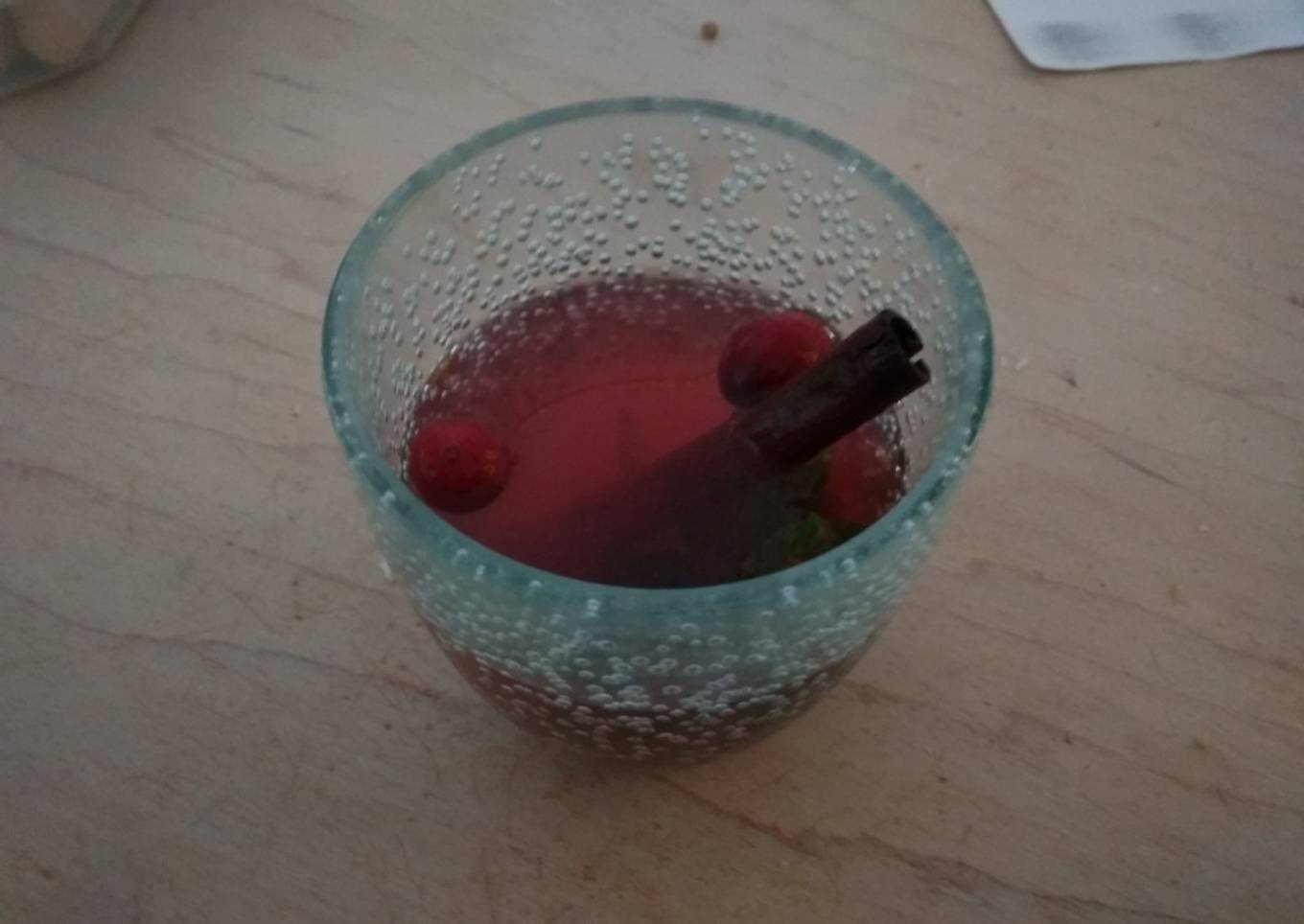 Making tea from wild berries is easy