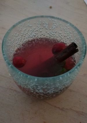 A picture of Easy to make wild berry tea.