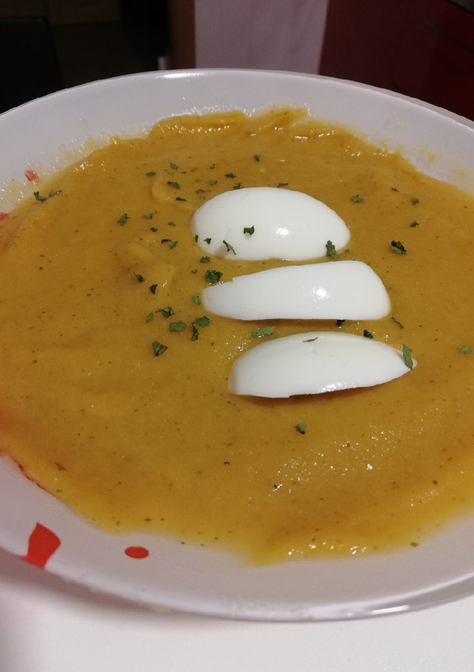 Una foto de Crema de lentejas con verduras
