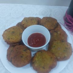 A picture of Chana dal cutlets.