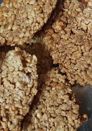 A picture of Sesame papad.