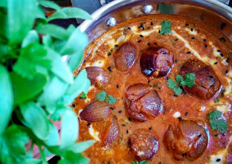 Onion Sabzi / Pyaz Ki Sabzi